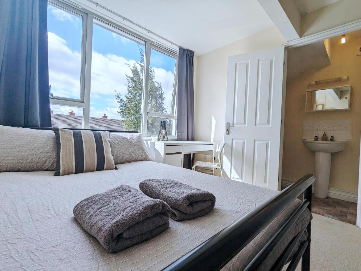 Guest Rooms Near City Centre & Dock Free Parking ليفربول المظهر الخارجي الصورة