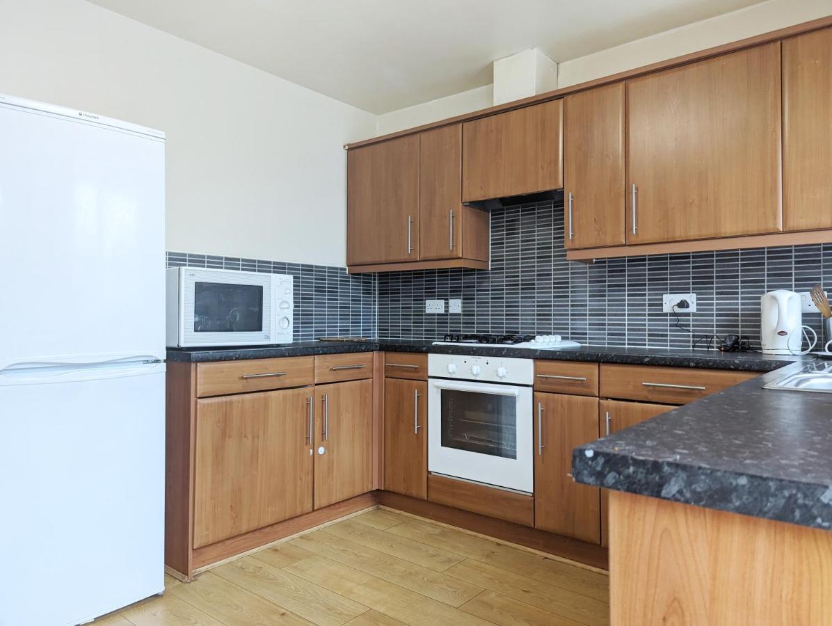 Guest Rooms Near City Centre & Dock Free Parking ليفربول المظهر الخارجي الصورة