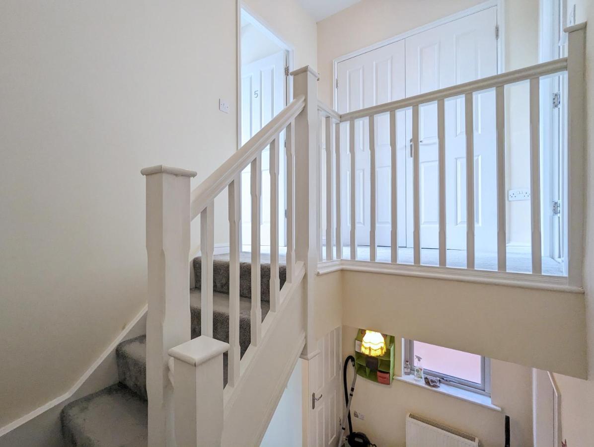 Guest Rooms Near City Centre & Dock Free Parking ليفربول المظهر الخارجي الصورة