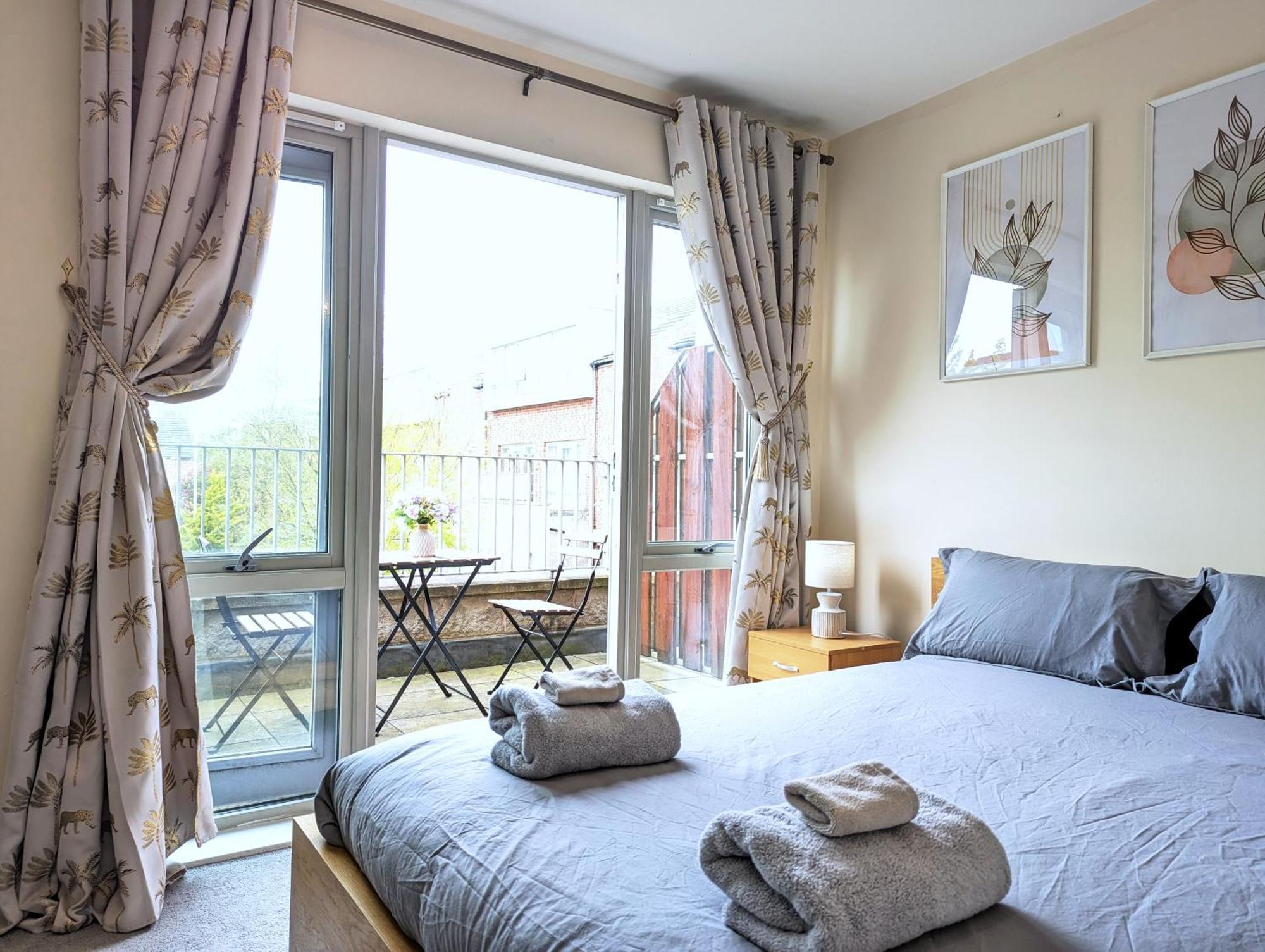 Guest Rooms Near City Centre & Dock Free Parking ليفربول المظهر الخارجي الصورة