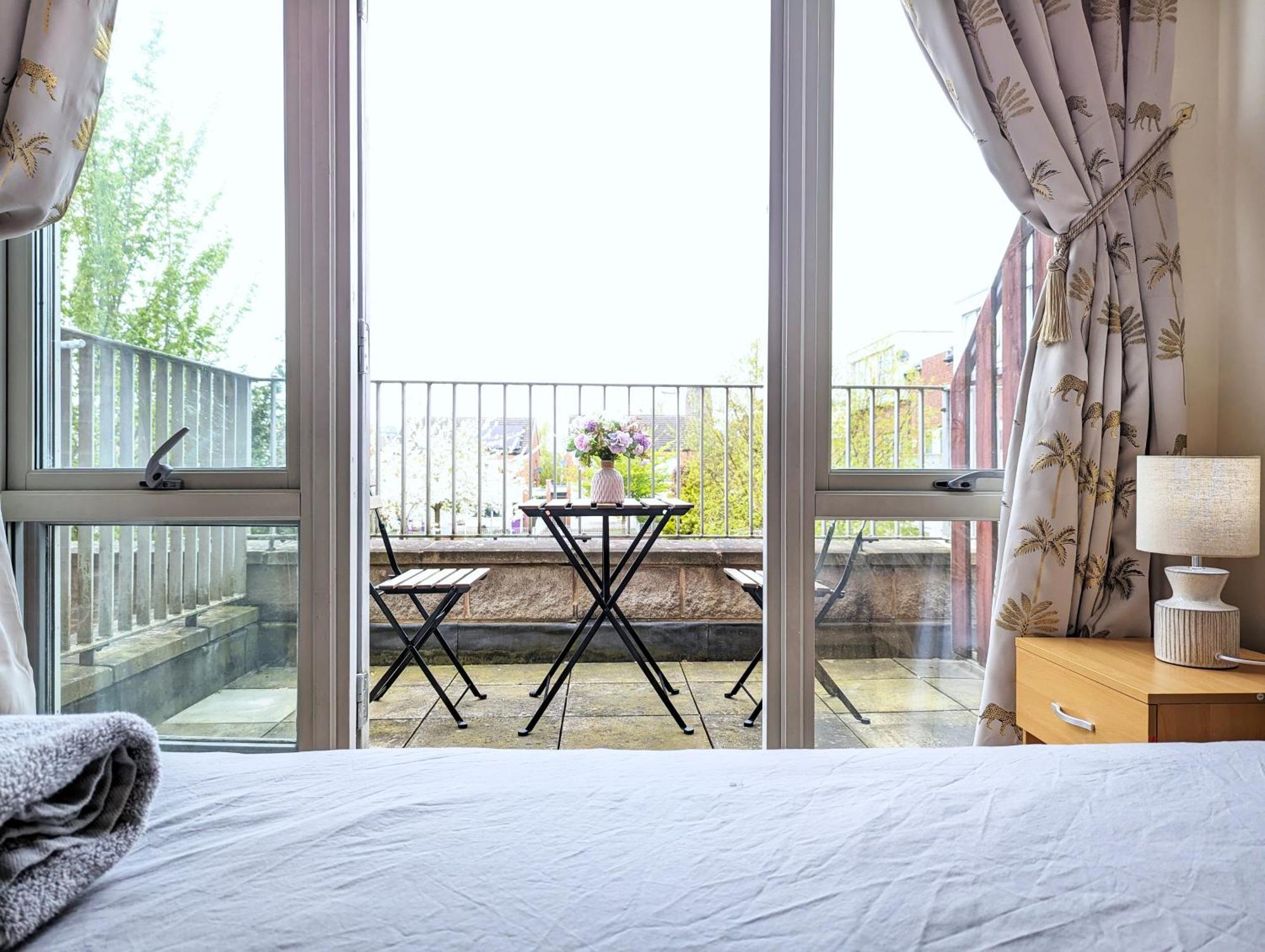 Guest Rooms Near City Centre & Dock Free Parking ليفربول المظهر الخارجي الصورة